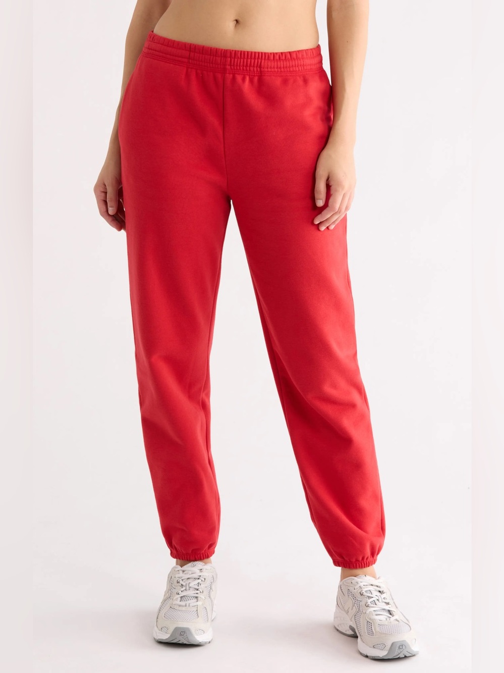 NWT. Beyond Yoga. On The Go Cotton Blend Joggers. Red. Size Small.